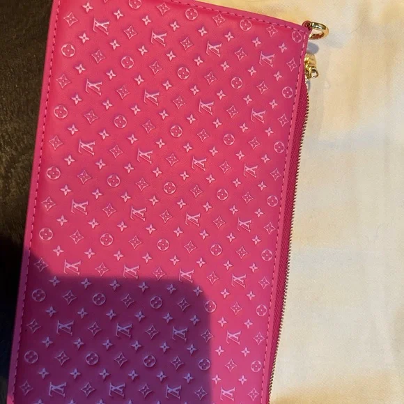 Lexington Monogram pattern leather shoulder bag - Picture 6 of 13